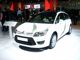 混合动力柴油车 Citroën C4 HYmotion2