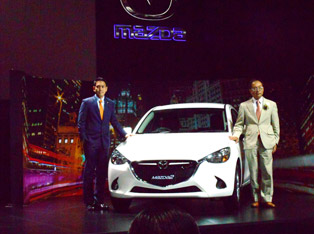 发布Mazda2的汽油款车型