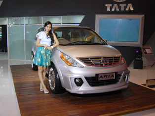 力图扩大印度尼西亚市场份额的塔塔汽车展出了Aria等车型