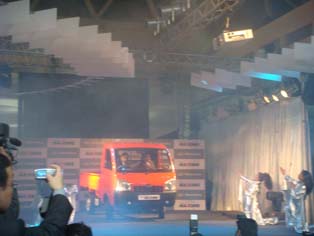 Mahindar Maxximo（全球首发） 小型货车 预计2010年1月底上市