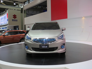 三菱汽车展出了Concept G4概念车
