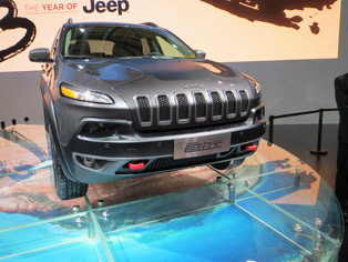 克莱斯勒作为中国首发车发布的自由光（Jeep Cherokee）