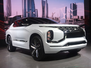 三菱汽车  展出GT PHEV Concept